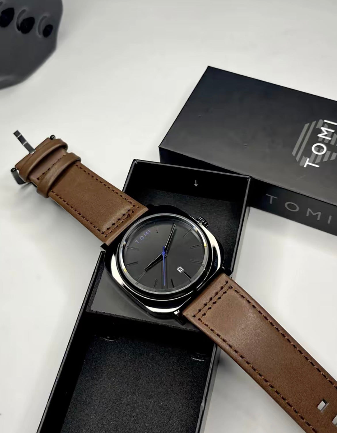 TOMI Square Dial Premium Leather Strap Watch – Black Dial | Elegant Men’s Quartz Watch